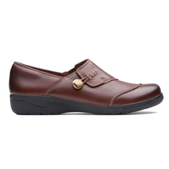 Clarks Cheyn Misha Loafers NWOT Women 10 Dark Tan Leather Slip-On Comfort Shoe - Picture 2 of 8